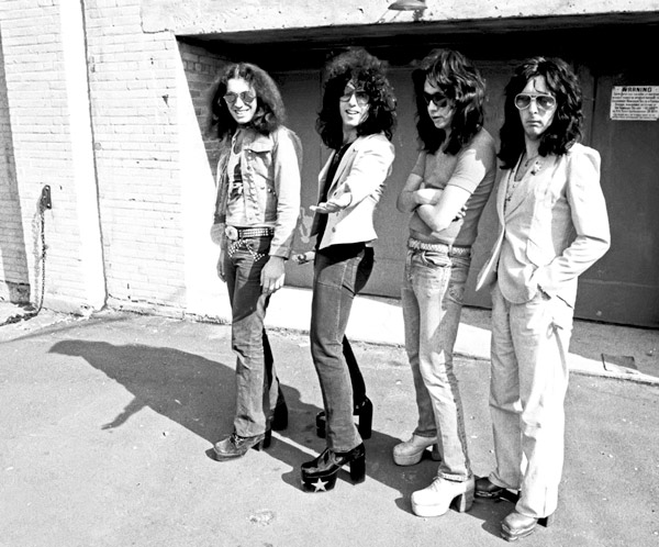 Gene Simmons, Paul Stanley, Peter Criss, Ace Frehley Without MakeUp